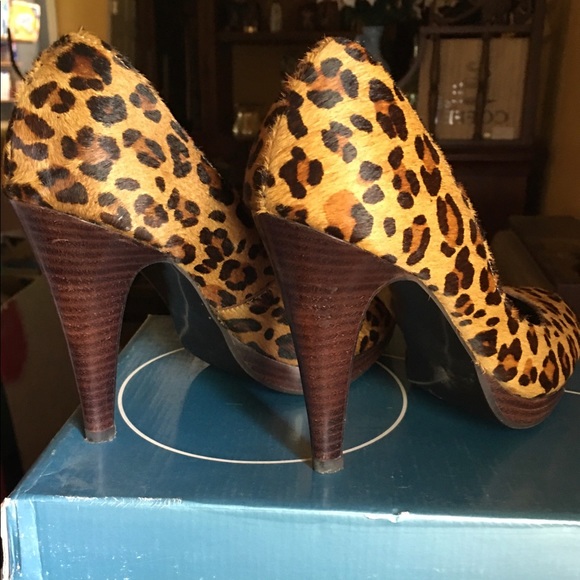 Nine West ANGENIR BROWN PONY 7.5 Beautiful shoe - Picture 2 of 7